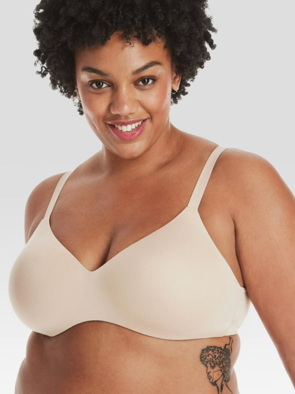 Hanes Women's Size XXL No-Show Wireless Bra Beige Convertible Straps Cooling